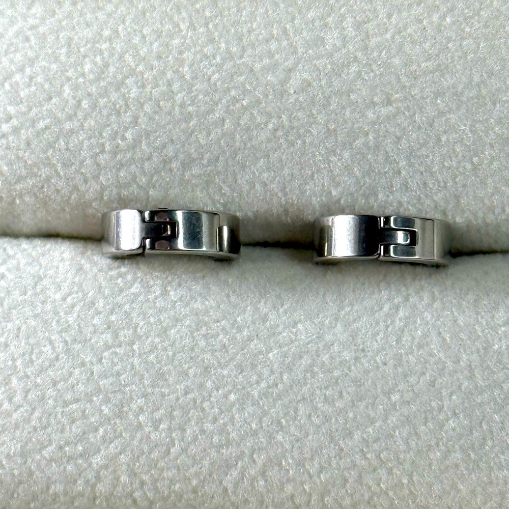 🔴 𝐒𝐎𝐋𝐃 OUT NWOT Fashion Jewelry Men’s Sterling Silver Huggie Earring Set - Picture 4 of 5